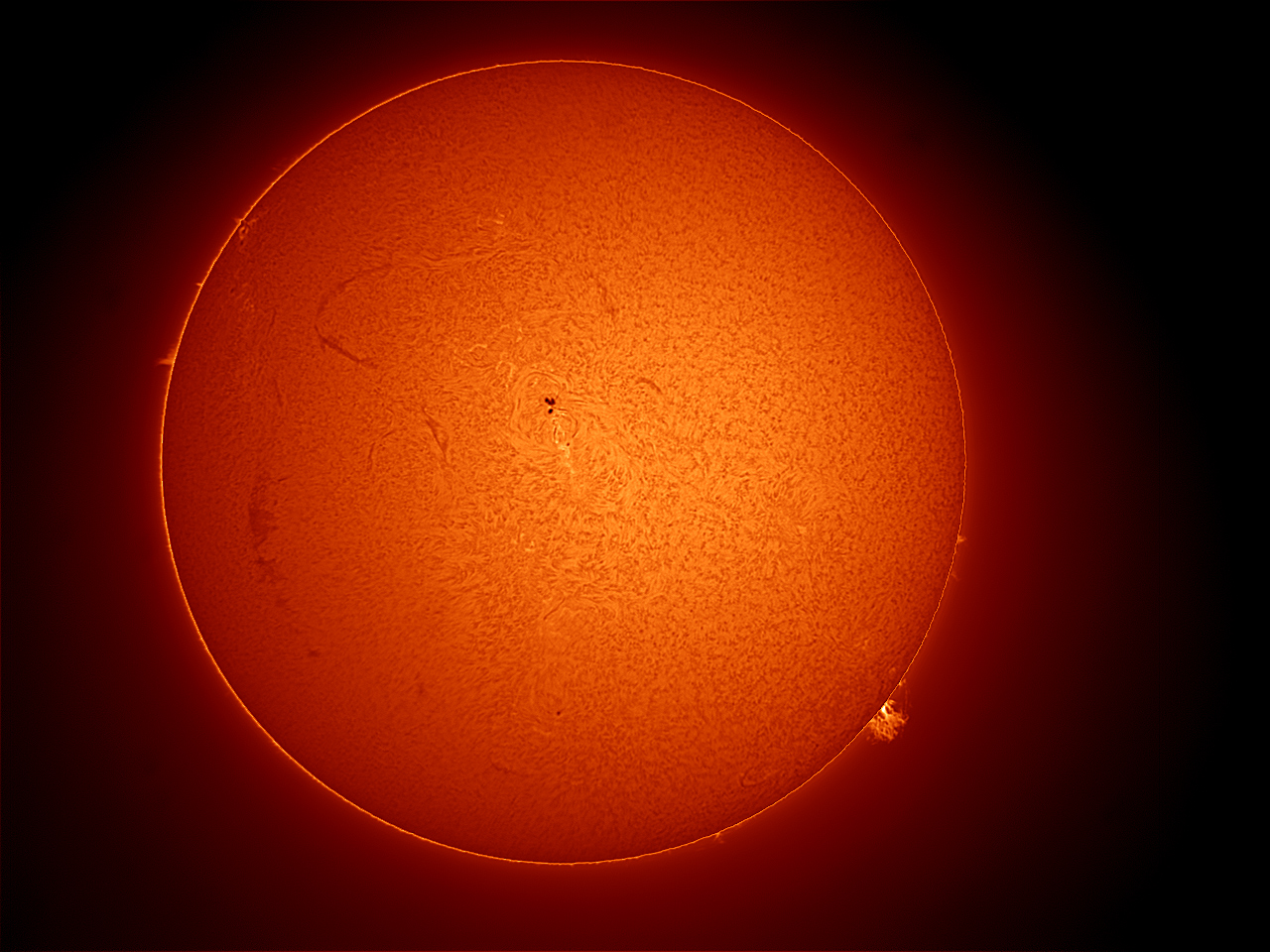 Хромосфера это. Хромосфера солнца. Фотосфера солнца. Фотосфера солнца внешний вид. Солнце в Coronado.